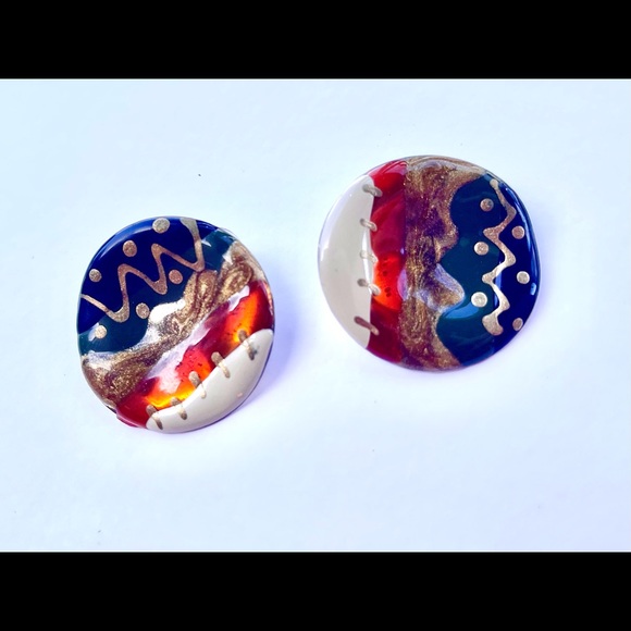 Vintage Painted Circular Patterned Push Back Closure Stud Earrings - Picture 2 of 6